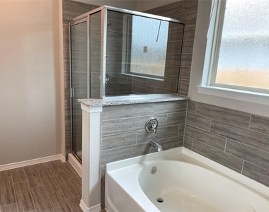 806 Cypress Summit Road - Photo Thumbnail 17
