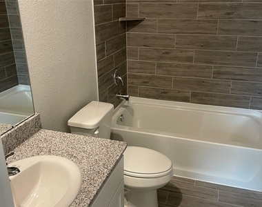 806 Cypress Summit Road - Photo Thumbnail 13