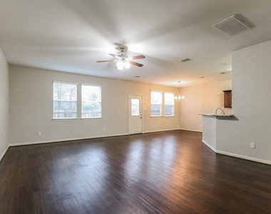 2730 Mesquite Ridge Drive - Photo Thumbnail 1