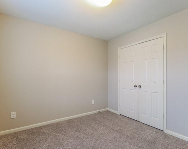 2730 Mesquite Ridge Drive - Photo Thumbnail 12