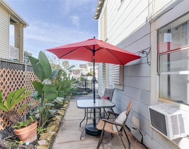 1206 17th Street - Photo Thumbnail 1