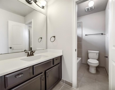 16815 Violet Trace Court - Photo Thumbnail 37