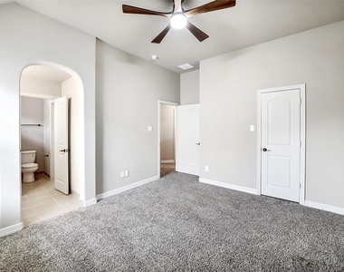 16815 Violet Trace Court - Photo Thumbnail 34