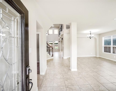 16815 Violet Trace Court - Photo Thumbnail 3