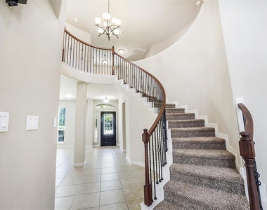 16815 Violet Trace Court - Photo Thumbnail 10