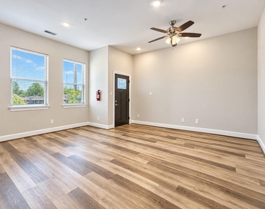 504 Nursery Road - Photo Thumbnail 3