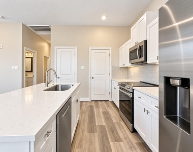504 Nursery Road - Photo Thumbnail 11