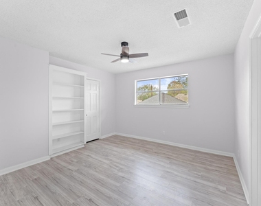 16414 York Minster Drive - Photo Thumbnail 18