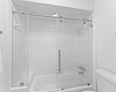 16414 York Minster Drive - Photo Thumbnail 23