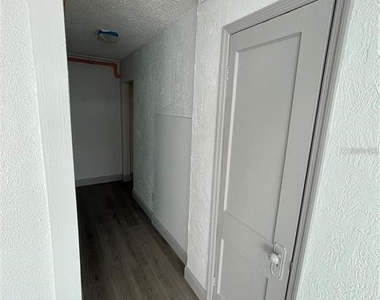 527 8th Street N - Photo Thumbnail 14