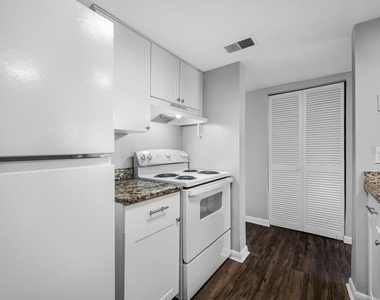 5902 E 122nd Avenue - Photo Thumbnail 9