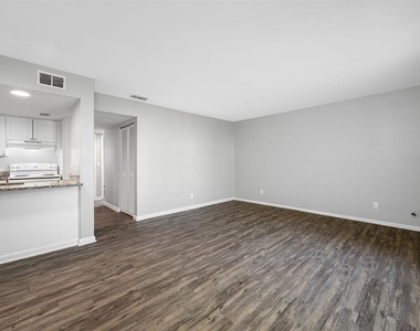 5902 E 122nd Avenue - Photo Thumbnail 6