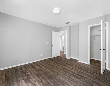 5902 E 122nd Avenue - Photo Thumbnail 23