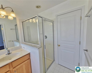 5293 Chandler Way - Photo Thumbnail 18