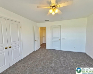 5293 Chandler Way - Photo Thumbnail 16
