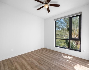 5 N Osceola Avenue - Photo Thumbnail 12