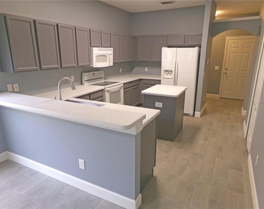 5605 Tanagerlake Road - Photo Thumbnail 5