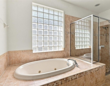 27417 Silver Thatch Drive - Photo Thumbnail 36