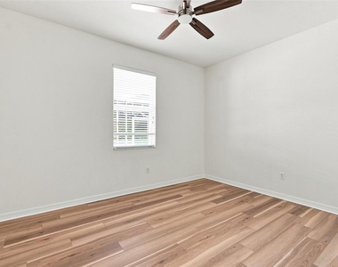 27417 Silver Thatch Drive - Photo Thumbnail 39