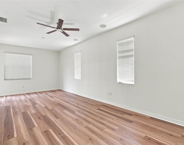 27417 Silver Thatch Drive - Photo Thumbnail 23