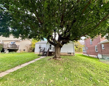 535 Mauch Chunk Street - Photo Thumbnail 3