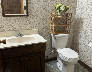 416 E Tioga Street - Photo Thumbnail 15