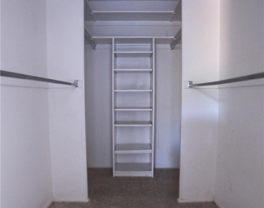2926 Whitemarsh Place - Photo Thumbnail 20