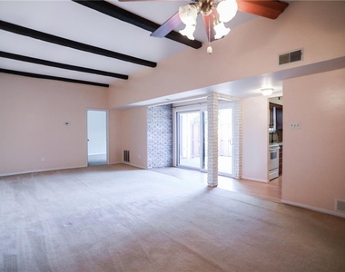 2926 Whitemarsh Place - Photo Thumbnail 17