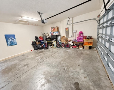 759 Sugar Camp Way - Photo Thumbnail 4