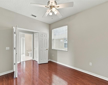 8826 Royal Enclave Boulevard - Photo Thumbnail 20