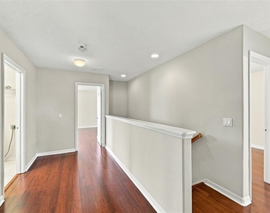 8826 Royal Enclave Boulevard - Photo Thumbnail 18