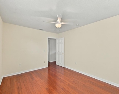 8826 Royal Enclave Boulevard - Photo Thumbnail 37