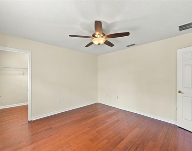 8826 Royal Enclave Boulevard - Photo Thumbnail 27