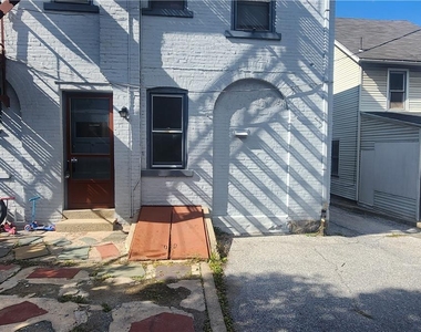 527 Wyandotte Street - Photo Thumbnail 1