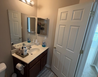 732 Blue Heron Drive - Photo Thumbnail 17
