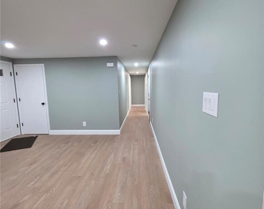 1117 Grosstown Road - Photo Thumbnail 8
