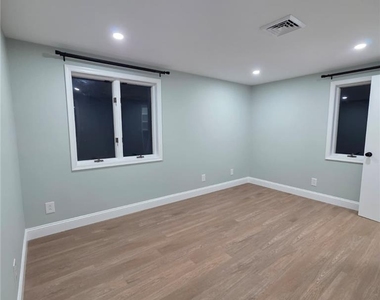 1117 Grosstown Road - Photo Thumbnail 14