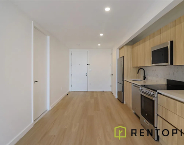 1010 Pacific Street - Photo Thumbnail 5