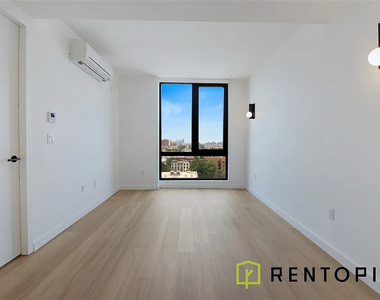 1010 Pacific Street - Photo Thumbnail 6