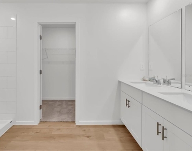7349 Rainbow Bay Place - Photo Thumbnail 20