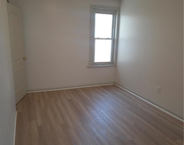 632 Ontario Street - Photo Thumbnail 12