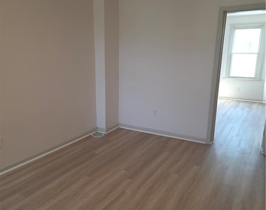 632 Ontario Street - Photo Thumbnail 11