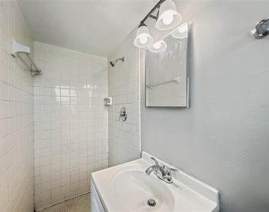 1705 Glendale Road - Photo Thumbnail 12