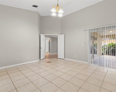 17504 Woodthrush Place - Photo Thumbnail 16
