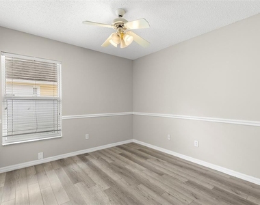 17504 Woodthrush Place - Photo Thumbnail 19