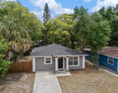 8013 N Alaska Street - Photo Thumbnail 1