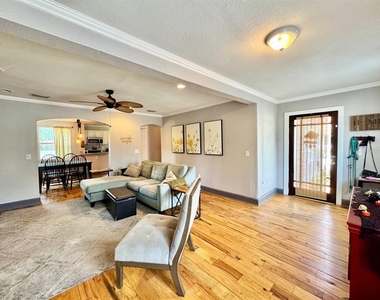 4904 N Highland Avenue - Photo Thumbnail 3