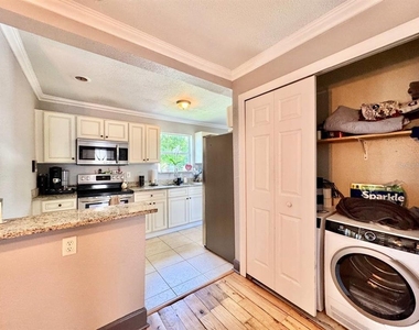 4904 N Highland Avenue - Photo Thumbnail 9