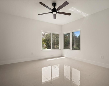 607 N Osceola Avenue - Photo Thumbnail 8