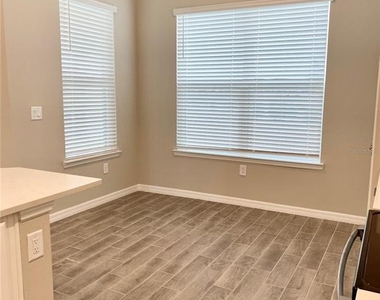 33879 Astoria Cir - Photo Thumbnail 11
